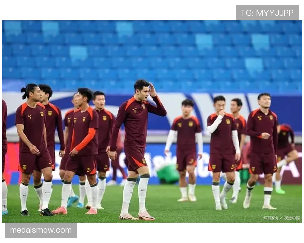中国男足集训考察边缘球员,为世预赛阵容储备战力 中国男足集训考察边缘球员,为世预赛阵容储备战力